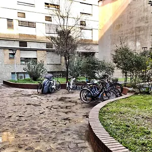 E-milan Zona Tortona Milán