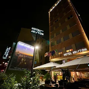 Ariston מילאנו